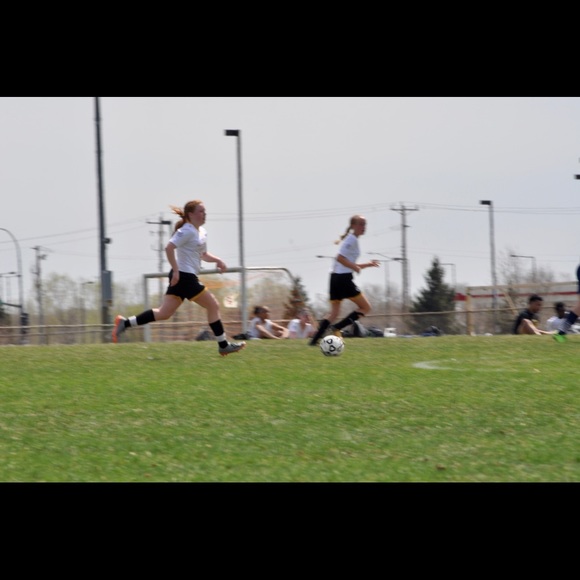 Meet your Posher, Julia - Picture 1 of 1